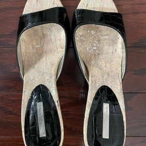 Michael Antonio Aydin style womens patent slippers